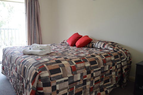 Bathurst Goldfields Motel - Accommodation Gladstone 1
