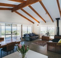 Bay Beach House - Accommodation Gladstone