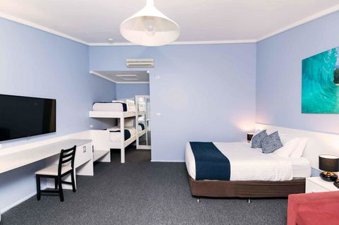 Bay Hotel Motel - Accommodation Gladstone 2
