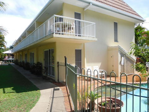 Bayshores Apartment Hervey Bay - Accommodation Gladstone 0