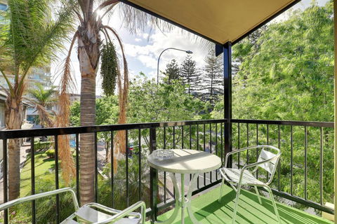 Bayview Apartments - Accommodation Gladstone 0
