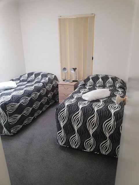 Bayview Apartments - Accommodation Gladstone 3