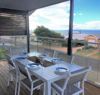 Bayview Beach House Apartment No 2 - Accommodation Gladstone