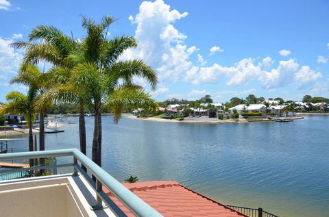 Bayz Maroochy Waters - Accommodation Gladstone 0