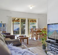 Beach Escape  Currarong - basic family accommodation - Accommodation Gladstone