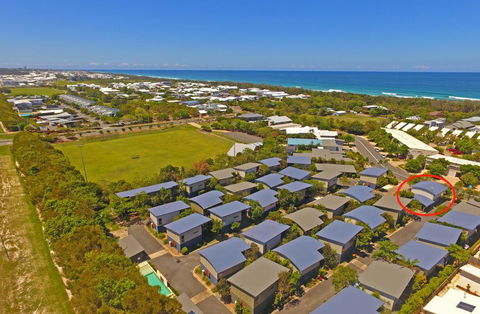 Beach Shacks #1 Casuarina - Accommodation Gladstone 0