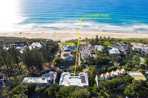Beach Views & Breezes, Sunshine Beach - Accommodation Gladstone 1