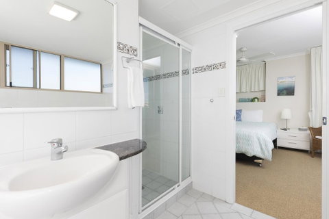 Beaches International - Accommodation Gladstone 1