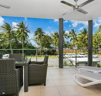 Beachfront Apartment with Ocean Views 4 - Accommodation Gladstone