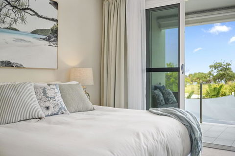 Beachfront By The CC - Family Friendly, Plunge Pool, Steps To The Beach - Accommodation Gladstone 2