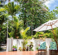 Beachfront Hideaway - Port Douglas - Accommodation Gladstone