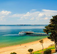 Beachfront Penthouse Cowes - Accommodation Gladstone