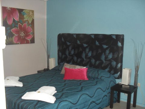 Beachlander Holiday Apartments - Accommodation Gladstone 2