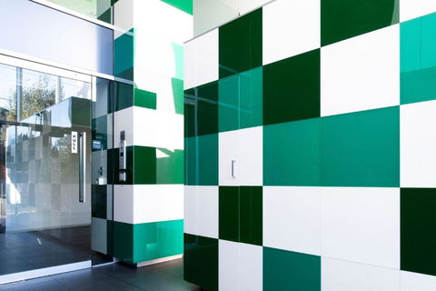 Richmond Retreat With Courtyard Parking - Accommodation Gladstone 2