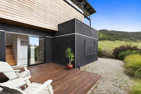 Red Salt - Accommodation Gladstone 2