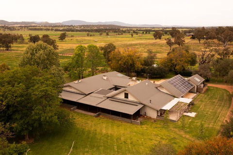Redbank Estate - Luxury In Scone - Accommodation Gladstone 0