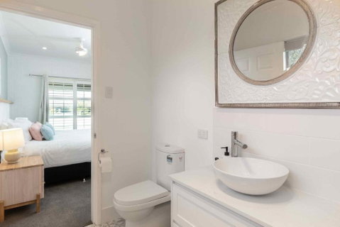 Redims Hill Cottage - Accommodation Gladstone 2
