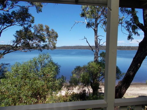 Regatta Point Holiday Park - Accommodation Gladstone 0
