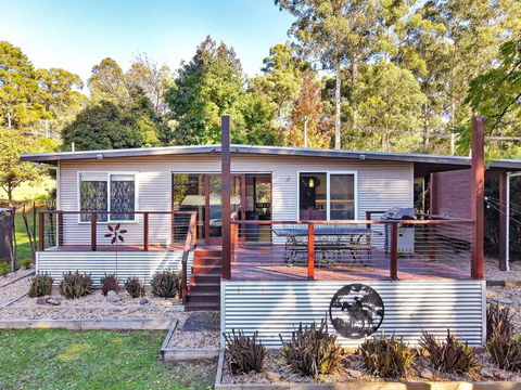 Ren Basera - Accommodation Gladstone 0