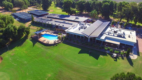 Renmark Country Club - Accommodation Gladstone 0