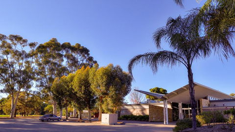 Renmark Country Club - Accommodation Gladstone 1
