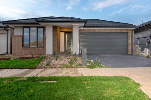 ResortStyle 4BR House With Parking - Accommodation Gladstone 1