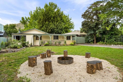 Rest & Relaxation - Accommodation Gladstone 2