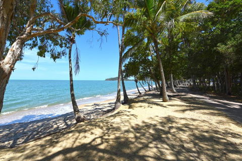 Ribbons Beachfront Apartments Clifton Beach - Accommodation Gladstone 1