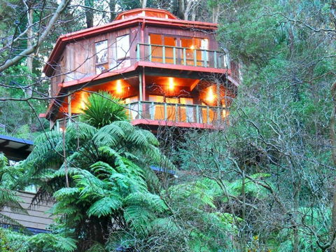 Risehill House - Accommodation Gladstone 2