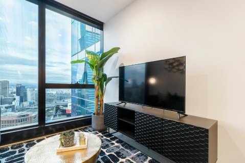 Ritzy Apartment In Iconic Australia 108 With Views - Accommodation Gladstone 3