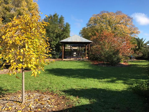 River Country Inn - Accommodation Gladstone 2
