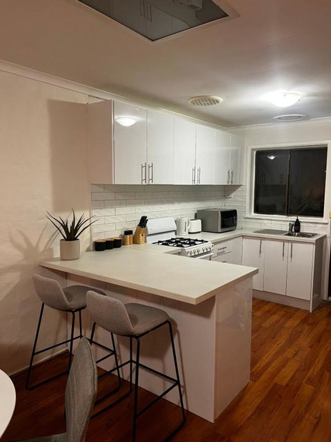 River End Unit Near Parkland - Accommodation Gladstone 3