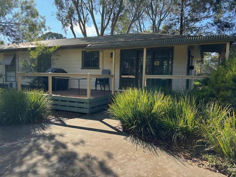 River Frontage Unit Moama - Accommodation Gladstone 0