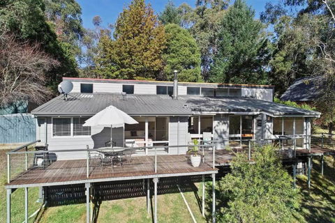 River Rest Merrijig Near Base Of Mount Buller - Accommodation Gladstone 0