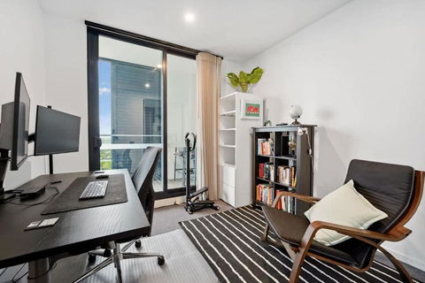 Riverina - Ultimate Footscray Getaway With Parking - Accommodation Gladstone 3