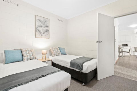Riversands Rest Accommodation Paringa - Willow Cottage - Accommodation Gladstone 1