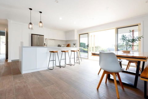 Riverside Farm Stay - Accommodation Gladstone 3