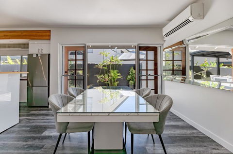 Riverside Noosa Sanctuary, Steps To Gympie Terrace - Accommodation Gladstone 2