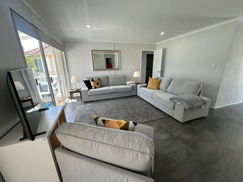 Riverview - South Yunderup - Accommodation Gladstone 3