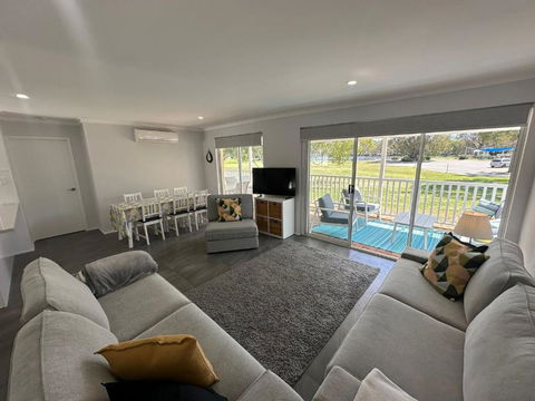 Riverview - South Yunderup - Accommodation Gladstone 0
