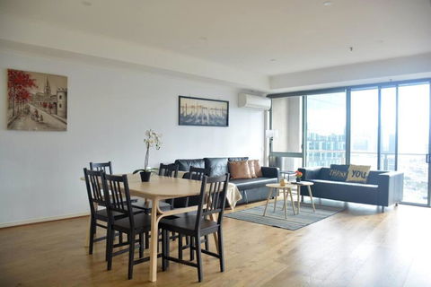 RiverView Spacious 3BR2Bath2Car WifiPoolGym Crown - Accommodation Gladstone 3