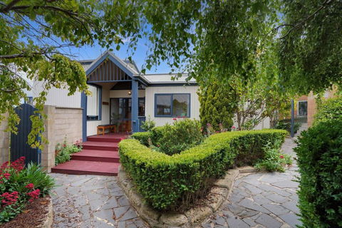 Riverview - Accommodation Gladstone 3