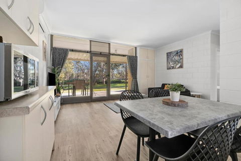 Riversands Rest Accommodation Paringa - Tea Tree Cottage - Accommodation Gladstone 0