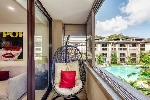 Rose At Temple Palm Cove - A Poolside Paradise - Accommodation Gladstone 1