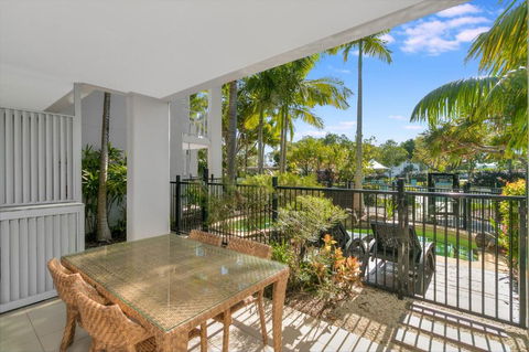 Salt&Pepper Sanctuary - Plunge Pool Resort Apartment By UHoliday - 2BR, 1BR And Studio Hotel Room Configurations Available - Accommodation Gladstone 3