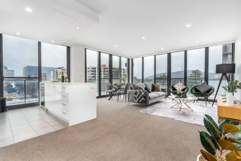Roomy 2BR 2BA City-Centre Apt - Accommodation Gladstone 0