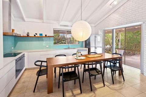 Salt Life - Accommodation Gladstone 3