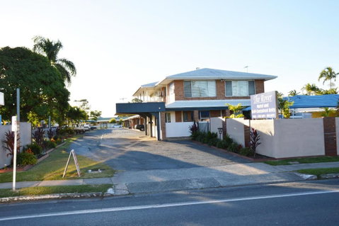 Rover Motel - Accommodation Gladstone 0
