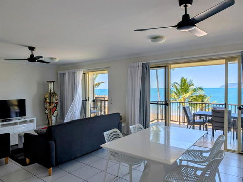Rose Bay Resort - Accommodation Gladstone 2