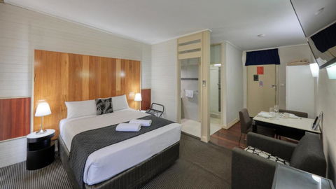 Rose City Motor Inn - Accommodation Gladstone 3